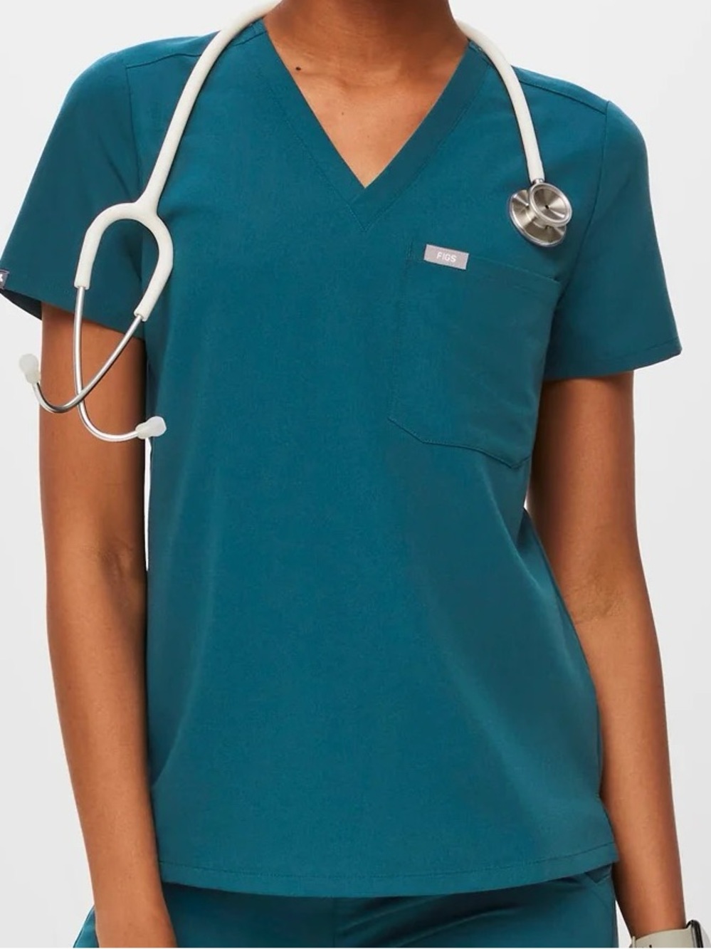 FIGS women’s Catarina scrub top